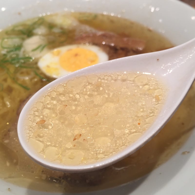 拉麺桜木屋 秋田店 塩ラーメン スープ