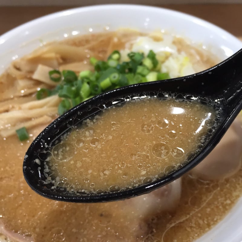MONCHAN RAMEN SHUN(もんちゃんラーメン シュン) 味噌ラーメン スープ