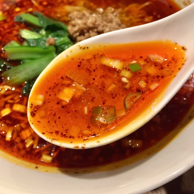 四川Dining＆bar 臥龍 創香(がりゅう そうしゃん) 酸辣湯麺 スープ