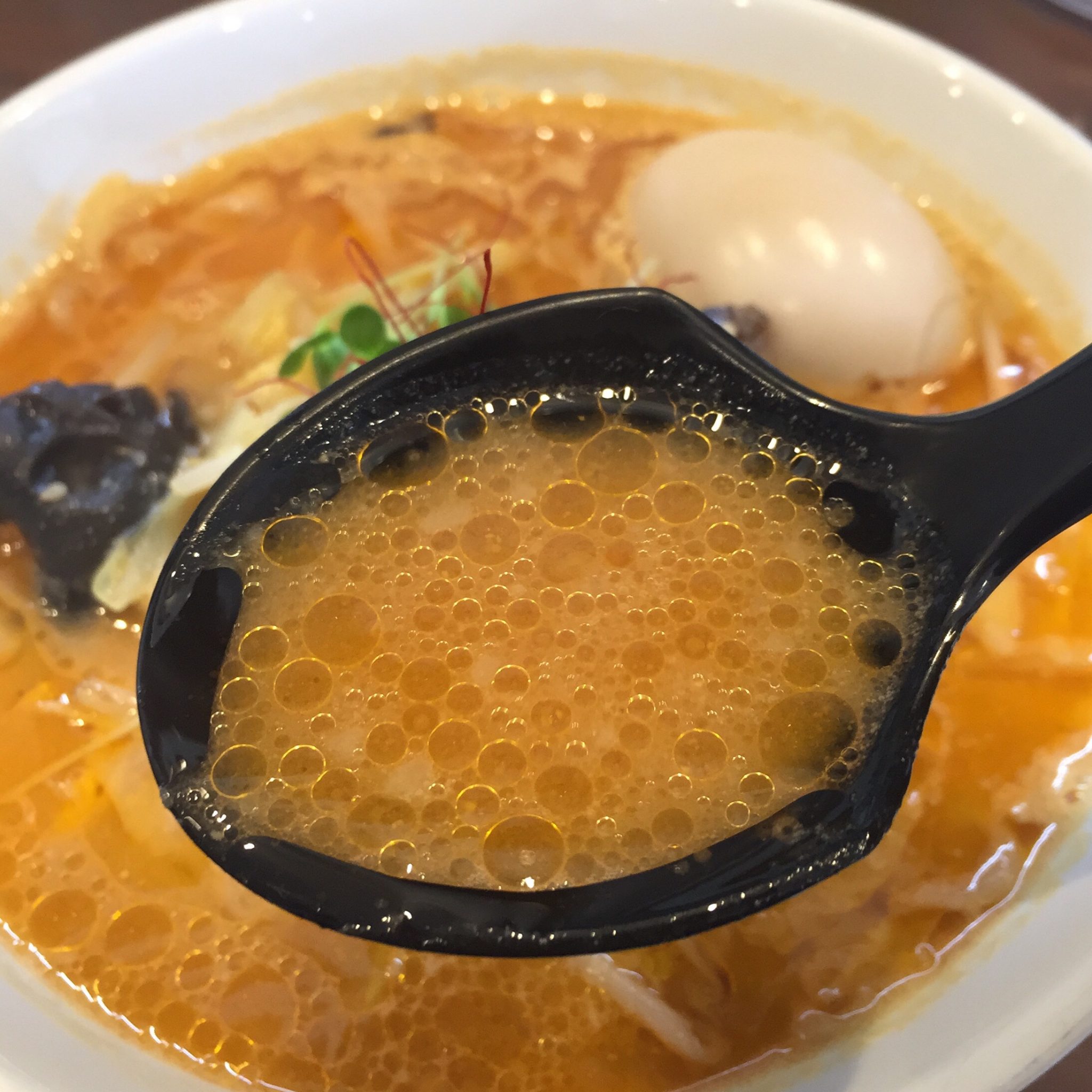 NOODLE SHOP KOUMITEI(香味亭) 香味亭風オマール海老香る味噌タンメン 辛味付 スープ