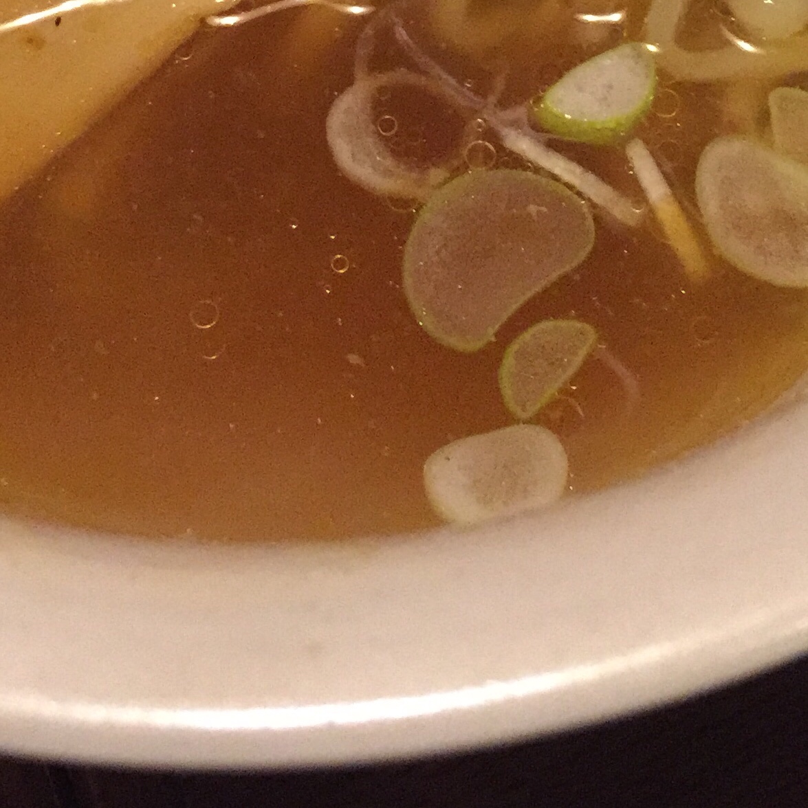 骨酒と地酒 酒讃家 〆の焼き干しラーメン スープ