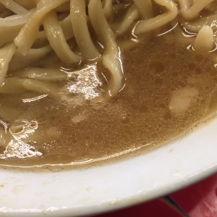 ラーメン二郎 三田本店 ラーメン 小 麺半分 スープ