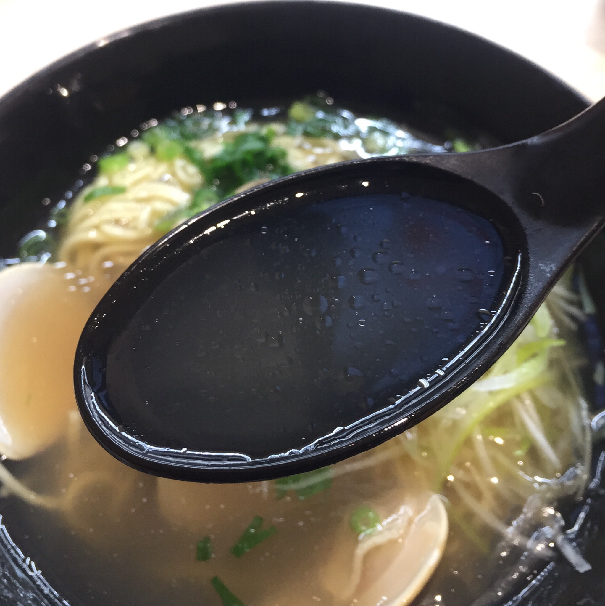 はま寿司 秋田広面店 春の旨だしはまぐりラーメン スープ