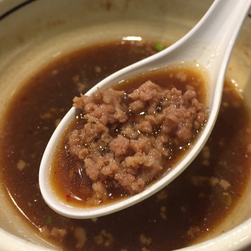 麺一直 茨城県水戸市 つけそば醤油 つけ汁 スープ 挽き肉