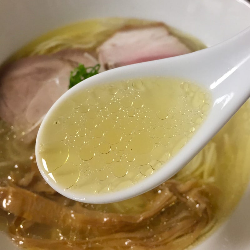 柳麺 多むら 能代本店 秋田県能代市花園町 塩ラーメン スープ