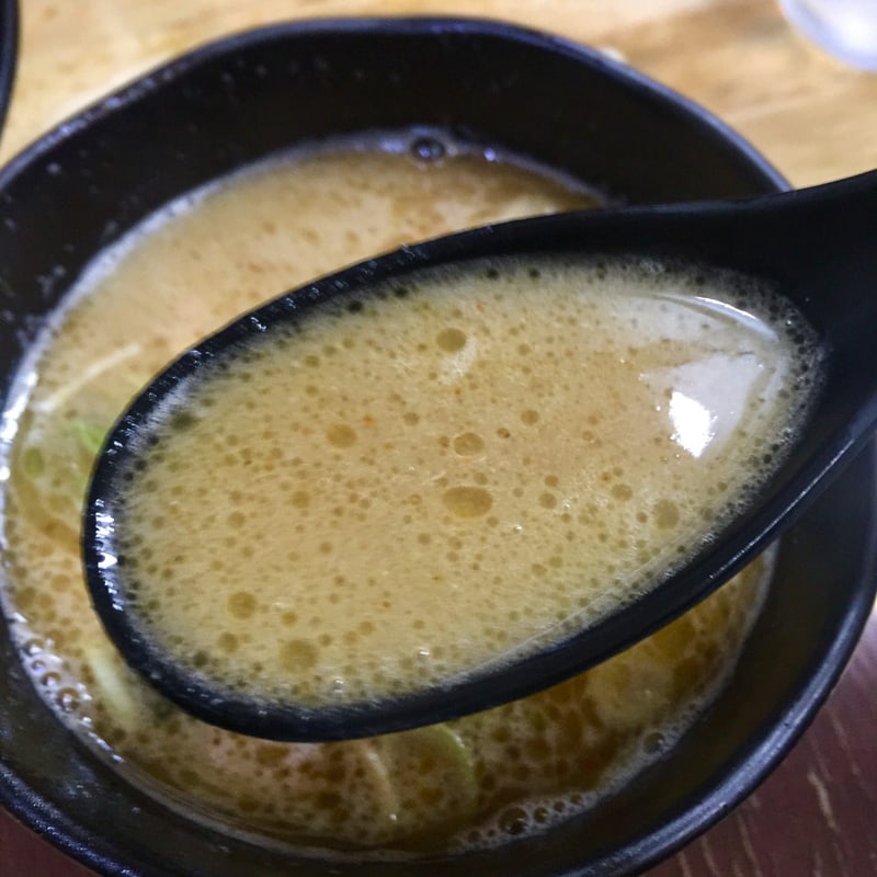 麺屋 白神 岐阜県関市巾 白エビ つけ麺 つけ汁 スープ