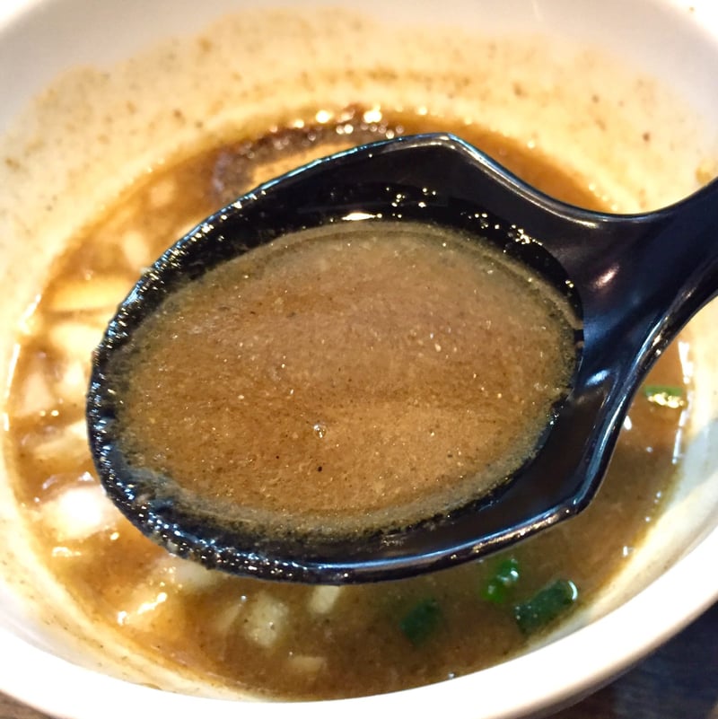 RAMEN MOSH ラーメン モッシュ 秋田県大仙市大曲黒瀬町 つけめん つけ汁 スープ