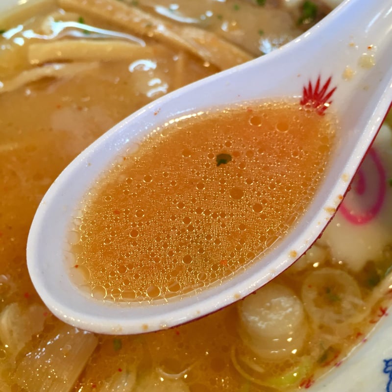赤湯ラーメン龍上海 米沢店 山形県米沢市春日 赤湯からみそラーメン 辛味噌ラーメン スープ