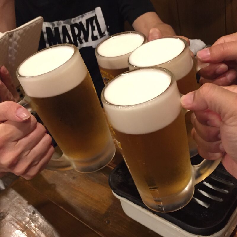 タカラヤ 秋田県秋田市山王 生ビール 乾杯