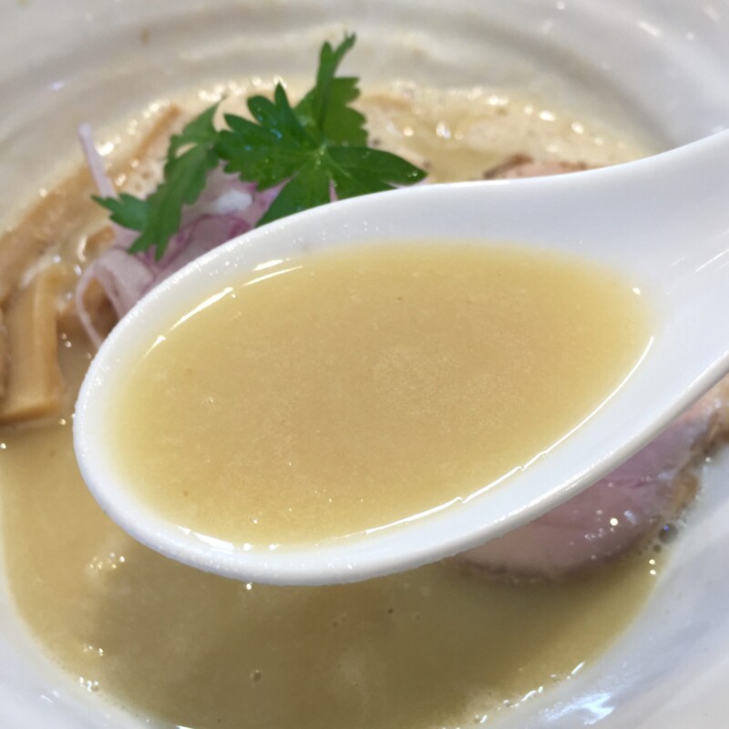 麺や 厨 clear くりや 静岡市駿河区国吉田 うっ鶏そば 鶏白湯 スープ