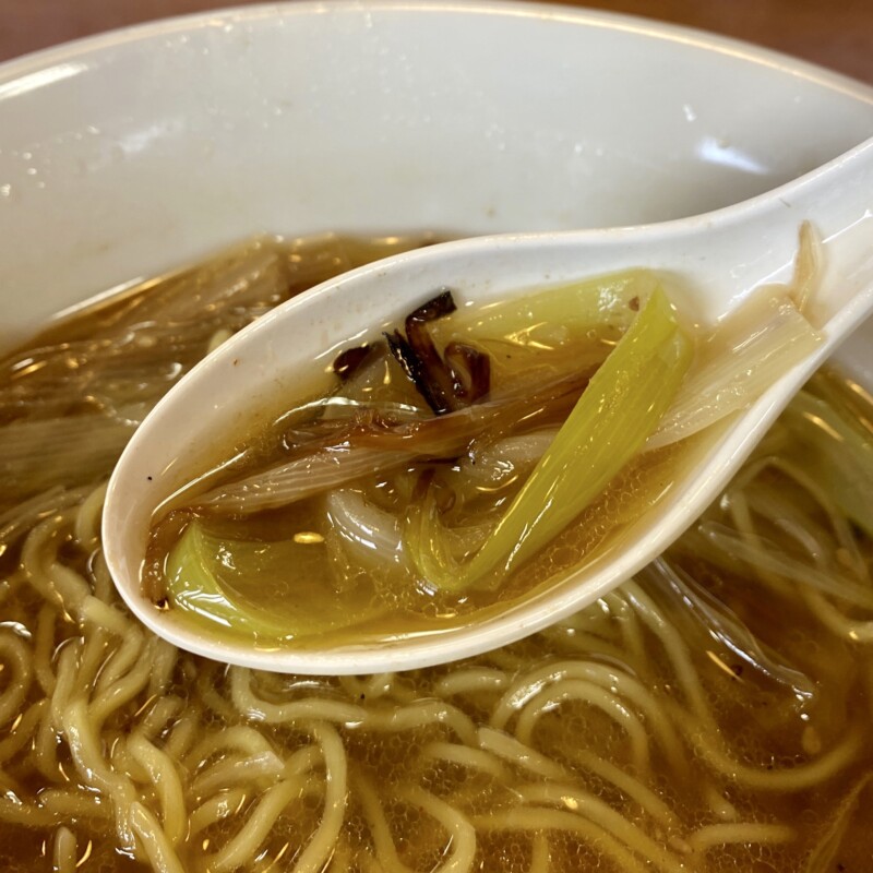 拉麺しな竹 しなちく 秋田県大仙市飯田町 炒葱湯麺 ねぎそば スープ