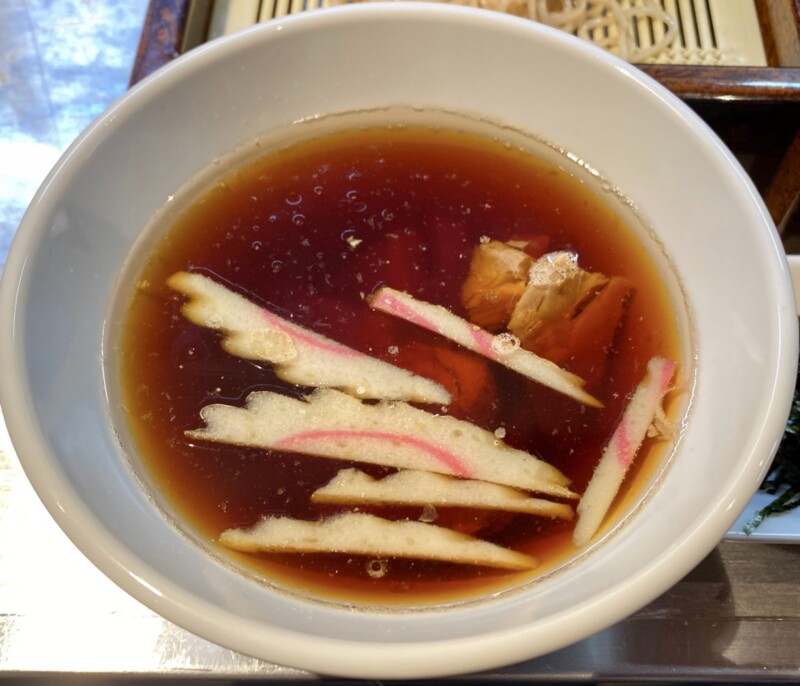 麺やまらぁ 東京都中央区日本橋人形町 創業10周年特別メニュー 更科 つけ汁 スープ