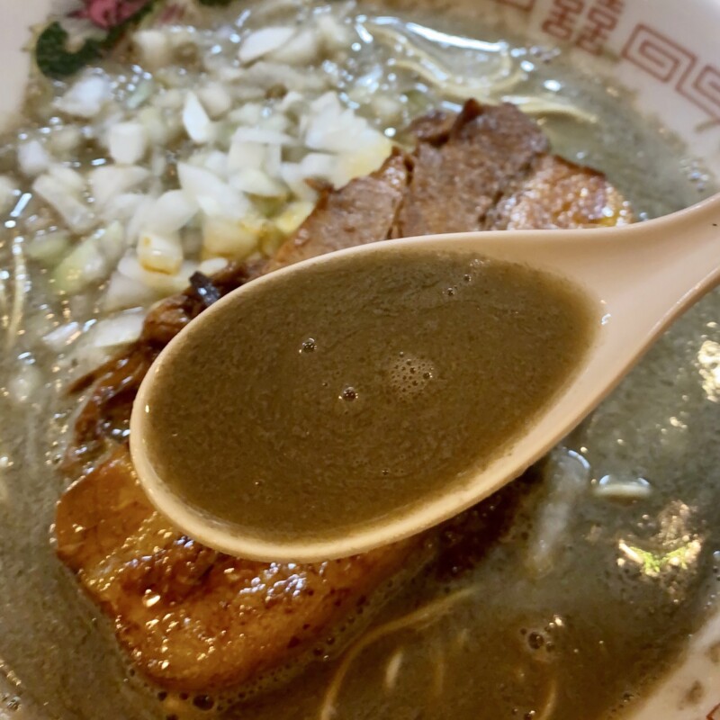 自家製麺うろた 福島県福島市新町 生コンクリートそば 中濃 煮干し スープ