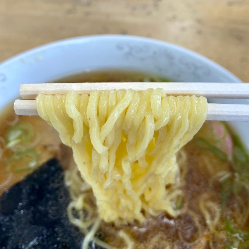 食堂みなとや 秋田県男鹿市船川港 ラーメン(しょうゆ) 醤油ラーメン 麺