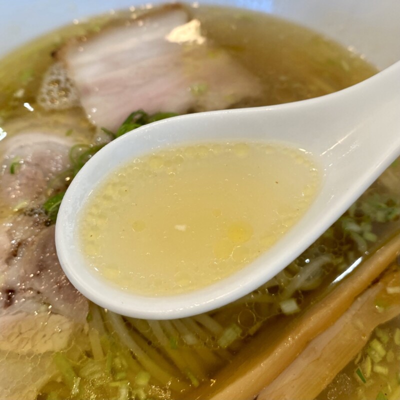 柳麺﻿多むら 能代本店 秋田県能代市中柳 塩ラーメン スープ