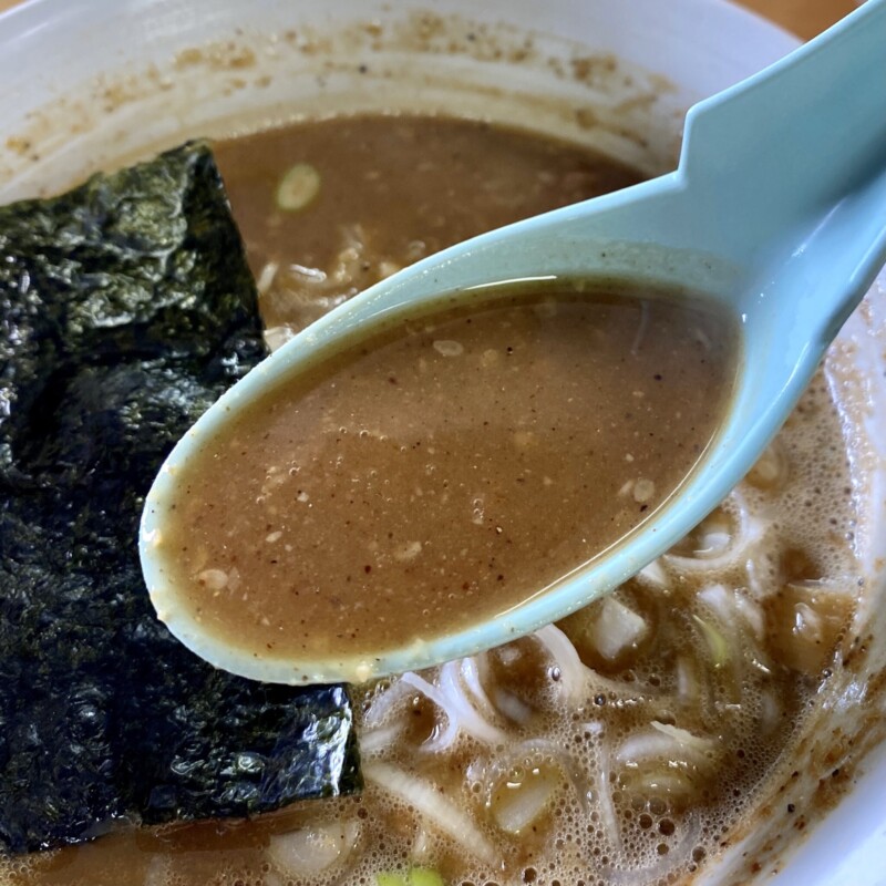 らーめん萬亀 ばんき 秋田県秋田市山王新町 つけ汁 スープ