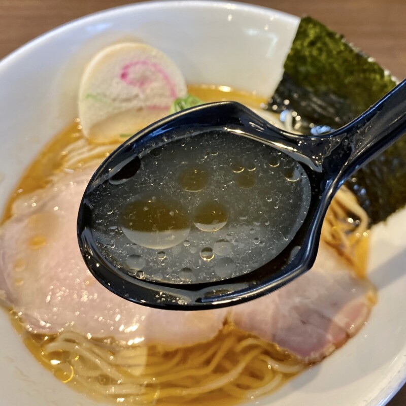 NOODLE SHOP KOUMITEI 香味亭 秋田県横手市婦気大堤 オマール海老香る塩ラーメン スープ