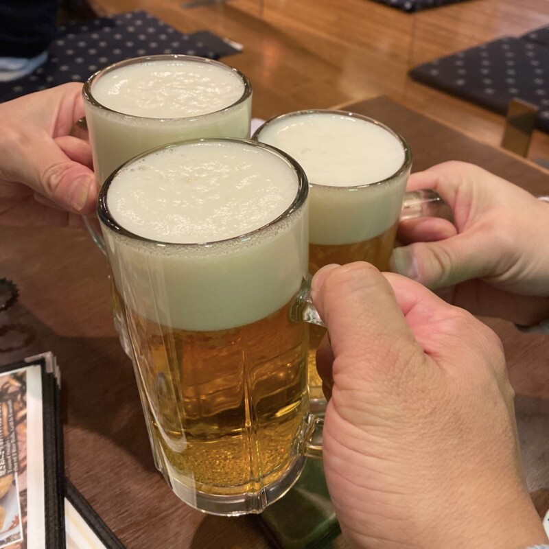 塩ホルモン 炭楽 すみらく 秋田県大仙市大曲通町 生ビール 乾杯