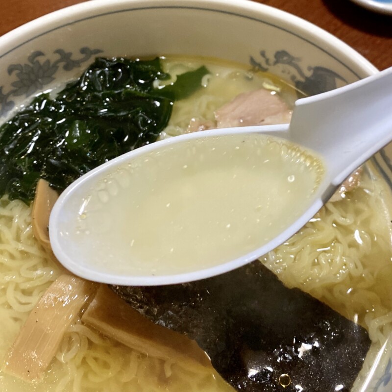 Qちゃんラーメン 秋田県大仙市大曲黒瀬町 塩ラーメン スープ