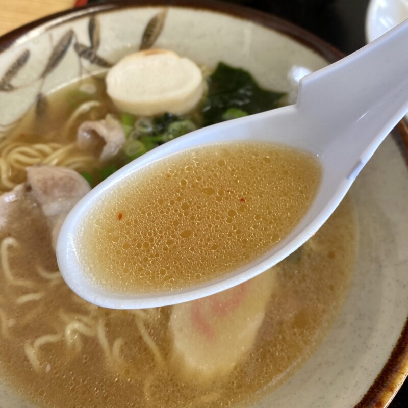 ゆさんこ食堂 秋田県北秋田市阿仁幸屋渡 半味噌ラーメン スープ