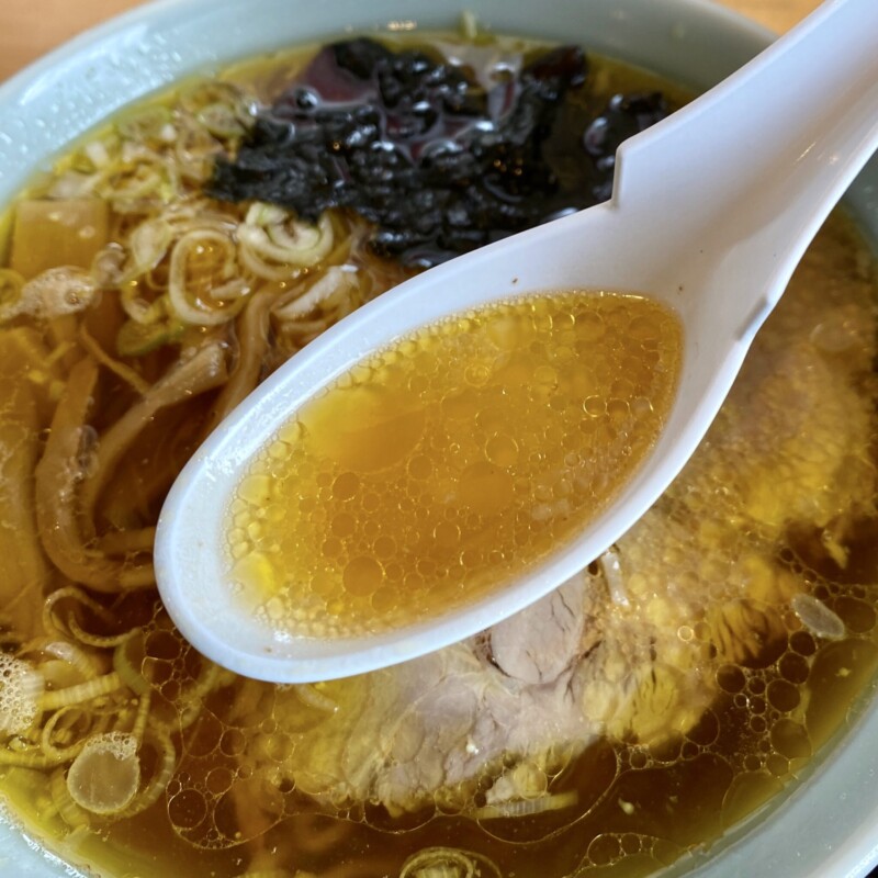食べ処谷地 やち 秋田県大館市中道 醤油ラーメン スープ