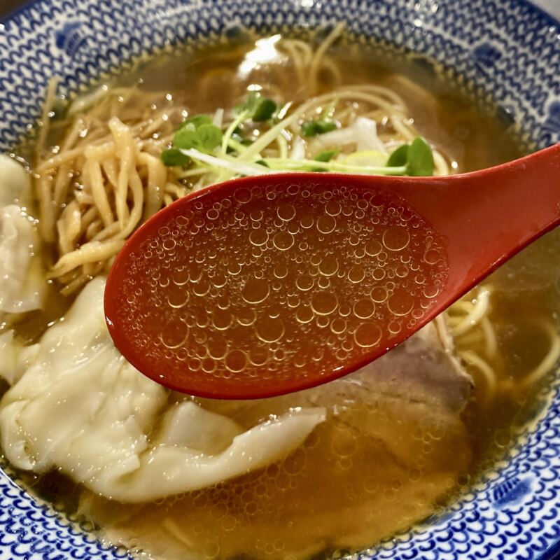 だしと麺 秋田県横手市赤坂 トキメキ中華そば 古式醤油 醤油ラーメン スープ