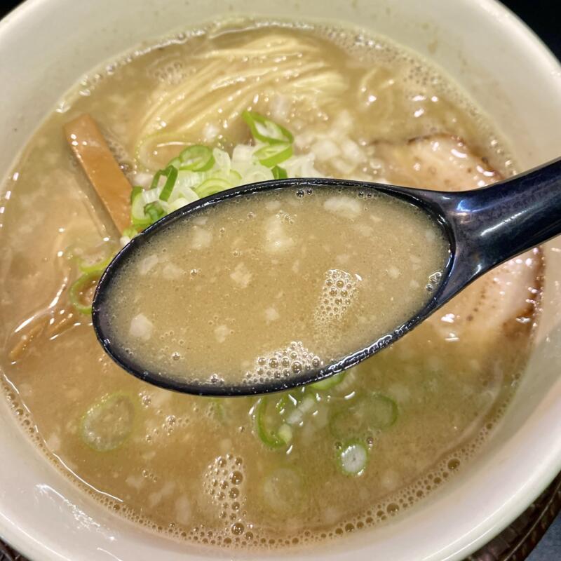 自家製麺 工藤 福島県郡山市神明町 なめらかにぼしらあめん 煮干しラーメン スープ