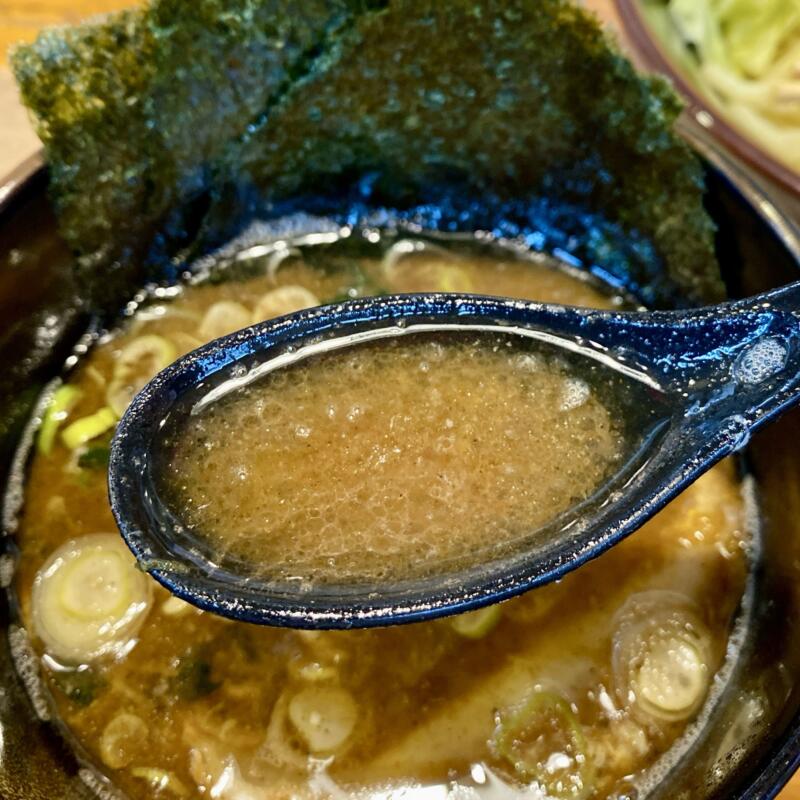ラーメン 大山家 本店 東京都武蔵野市境南町 武蔵境 とき卵つけ麺 豚骨醤油つけ麺 つけ汁 スープ
