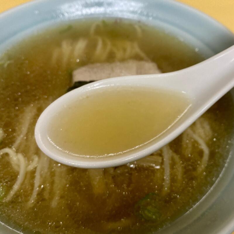 シンポー軒 新潟県上越市東本町 ラーメン 醤油ラーメン スープ