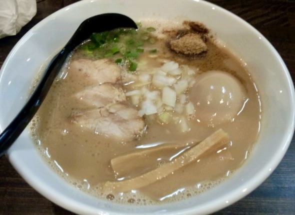 RAMEN MOSH モッシュ 秋田県大仙市 MOSHらーめん 濃厚豚骨魚介系ラーメン