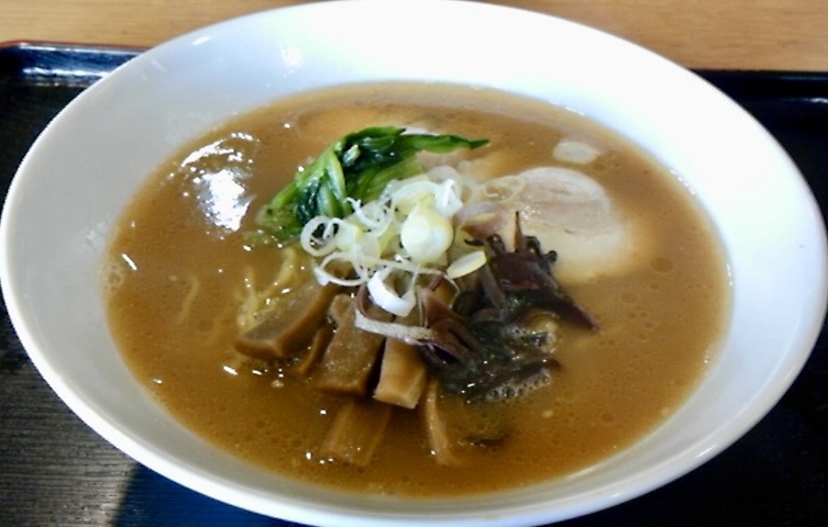 チキンやろー!! 秋田県秋田市土崎 鶏白湯ラーメン ヤロー麺