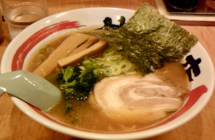 麺や初代 竹本商店 秋田県秋田市山王 醤油ラーメン 衝撃の中華そば