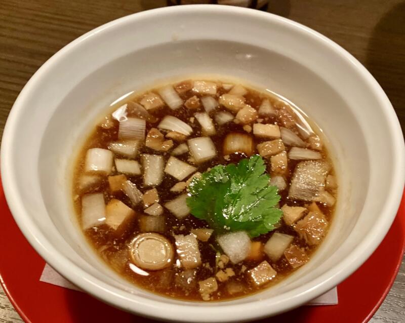 麺酒菜 おり座 秋田県大仙市大曲通町 比内地鶏スープの淡麗鶏つけめん つけ麺 つけ汁 スープ