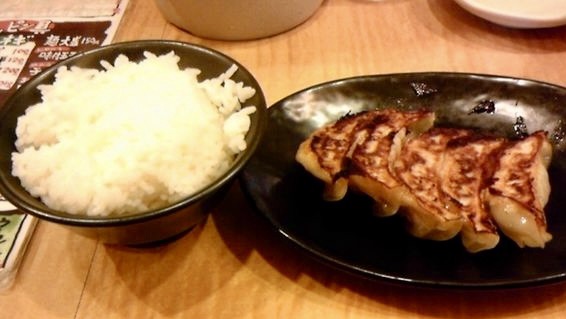 麺や初代 竹本商店 秋田県秋田市山王 餃子 ギョーザ(5コ) 小ライス