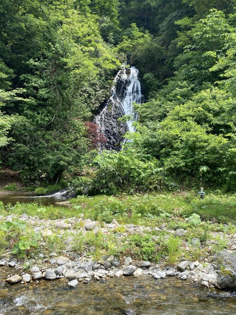 日本の滝百選 七滝 秋田県鹿角郡小坂町 菅江真澄の道