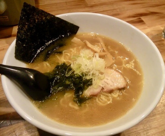 麺処 金輪 秋田県秋田市大町 醤油ラーメン しょうゆ