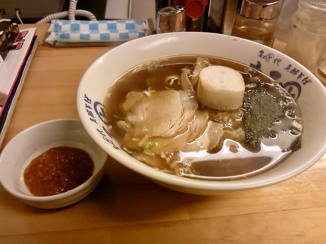 支那そば まると 大町分店 秋田県秋田市大町 辛醤油ラーメン 辛みそのせそば