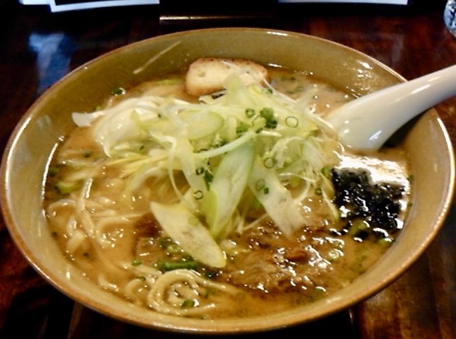 らーめん錦 秋田本店 秋田県秋田市外旭川 比内地鶏桃豚ラーメン(幻の味噌) 味玉