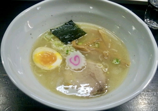 つけ麺 KOTETU(虎鉄) こてつ 秋田県秋田市保戸野 塩ラーメン ふつ～の鶏塩中華そば