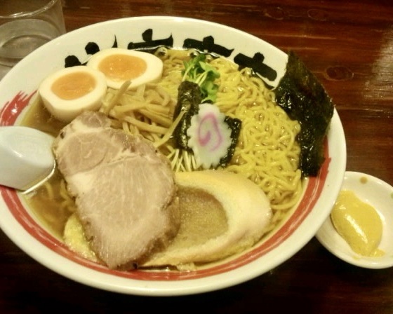 竹本商店 中華そば 醤 ひしお 秋田県秋田市手形 醤油ラーメン 醤そば(肉入り)＋味玉