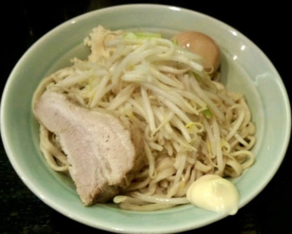 ラーメン マシンガン 秋田県秋田市広面 汁なしそば＋カレー味トッピング