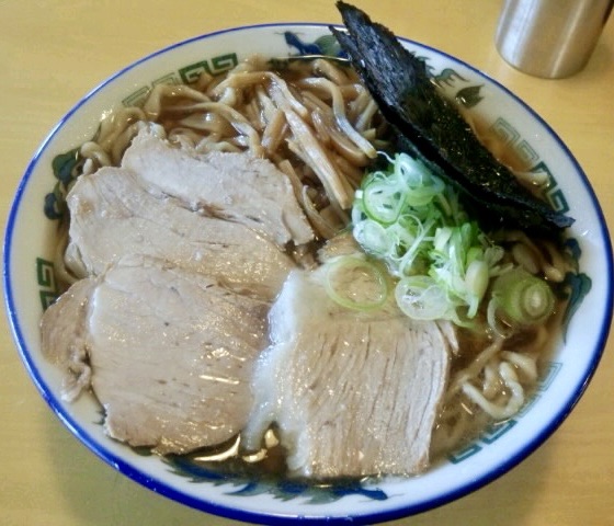 ケンチャンラーメン 余目店 山形県東田川郡庄内町 醤油ラーメン ケンちゃんラーメン 中華そば(小盛)