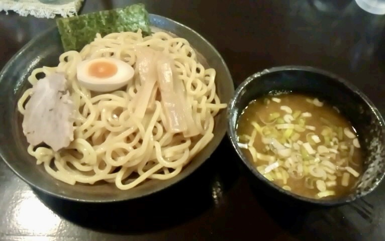 つけ麺 一心 秋田県湯沢市 豚骨魚介系 太つけ麺(醤油)