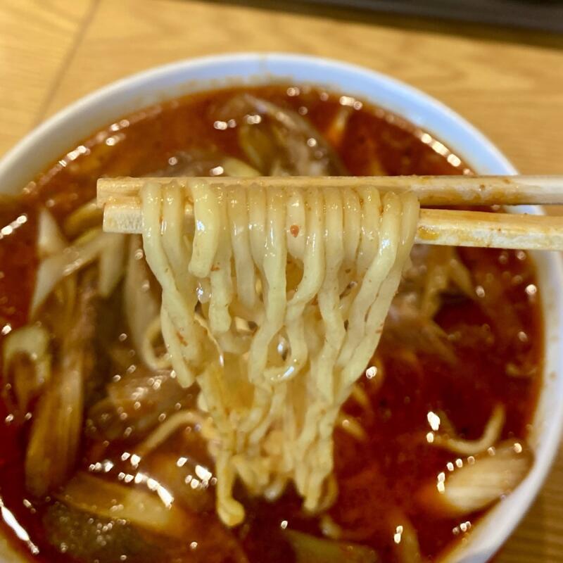 にぐらっと食堂 岩手県盛岡市南仙北 ネギどっさりラーメン 大辛 あさ利インスパイア 辛いラーメン 麺