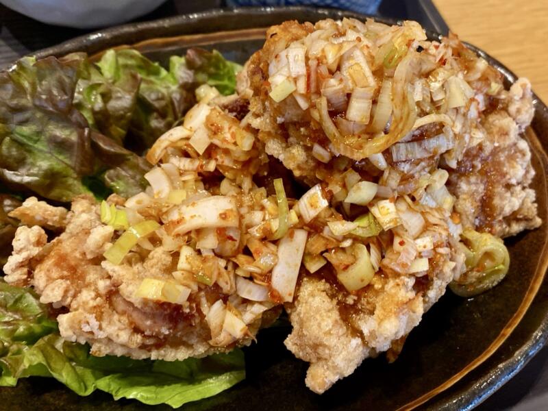 にぐらっと食堂 岩手県盛岡市南仙北 辛ユーリンチー定食 油淋鶏定食 鶏の唐揚げ定食