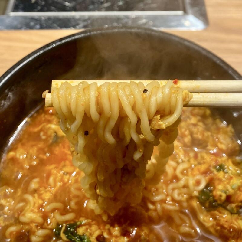 肉の久保田屋 秋田本店 秋田県秋田市中通 秋田駅前 ユッケジャンラーメン 乾麺