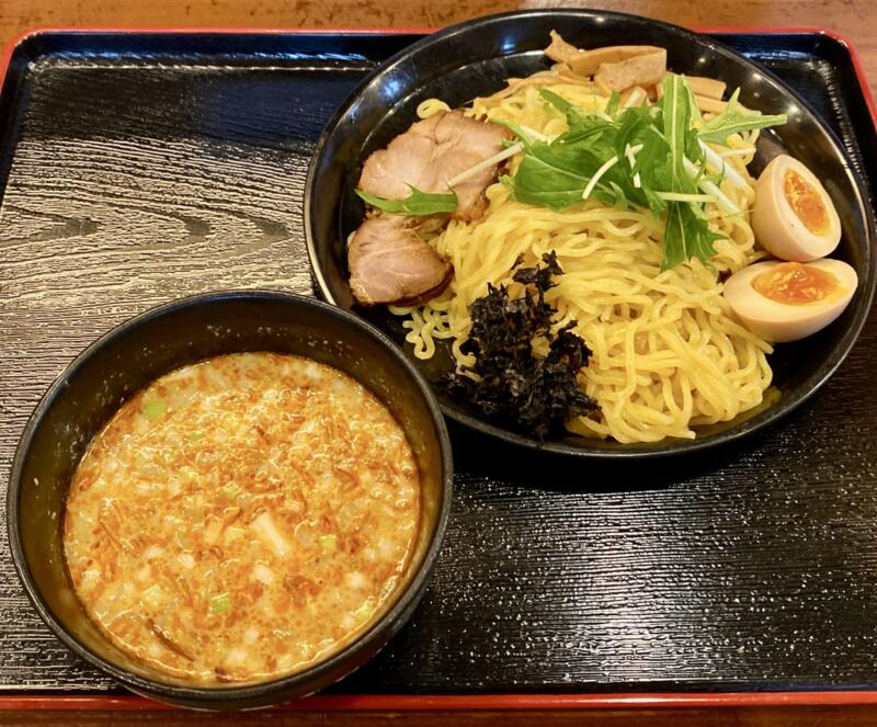 北海道らーめん おやじ本荘店 秋田県由利本荘市川口 冷やしつけ麺(小辛ごま風味)