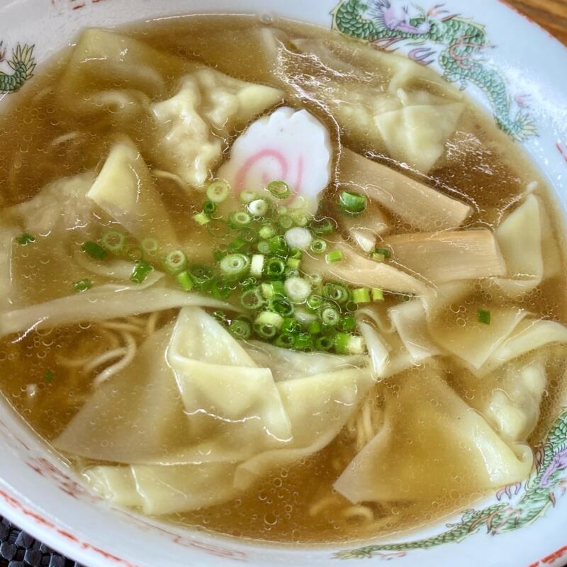 お食事処・観光釣り堀 孝和園 こうわえん 岩手県花巻市東和町東晴山 ワンタン麺 醤油らーめん 醤油ラーメン 具