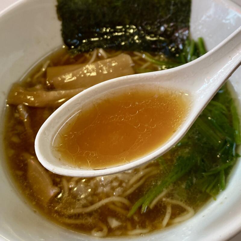 麺匠 ヤマキ商店 秋田県湯沢市桜通り 秋田ご当地 油田系ラーメン 醤油ラーメン コク中華そば スープ