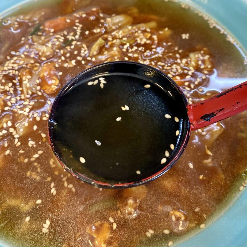 らぁめん 満来 ばんらい 青森県弘前市末広 満来めん 赤味噌ラーメン 八丁味噌 餡掛けラーメン スープ